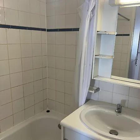 Al-2 - Inout - 5 Beds Flat فال تورُن