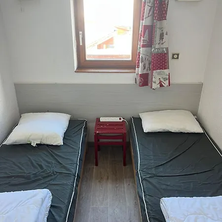 Al-2 - Inout - 5 Beds Flat شقة فال تورُن